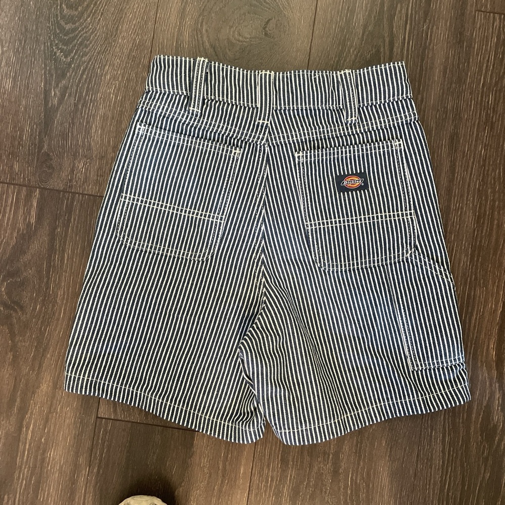 Dickies pin striped shorts